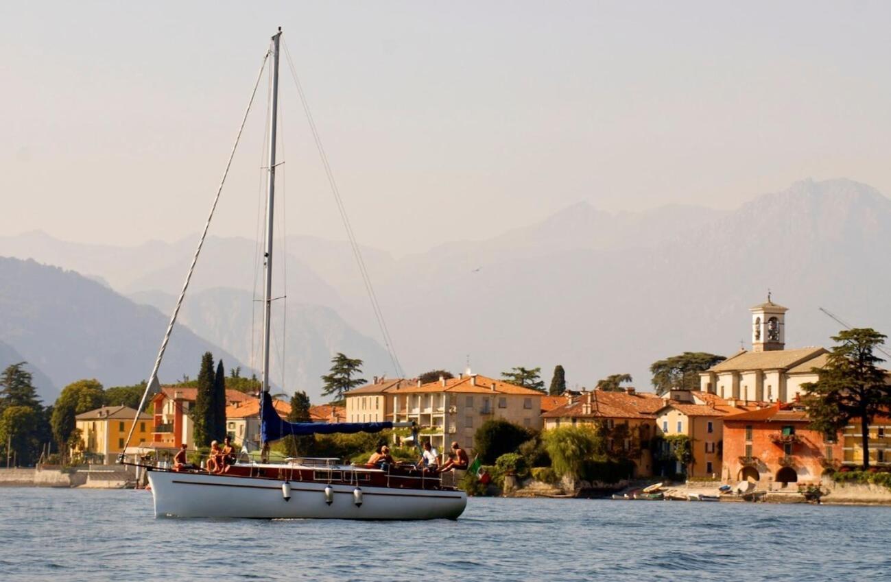 Mamma Ciccia Holiday Home - Lake Front Apartment Mandello del Lario Luaran gambar